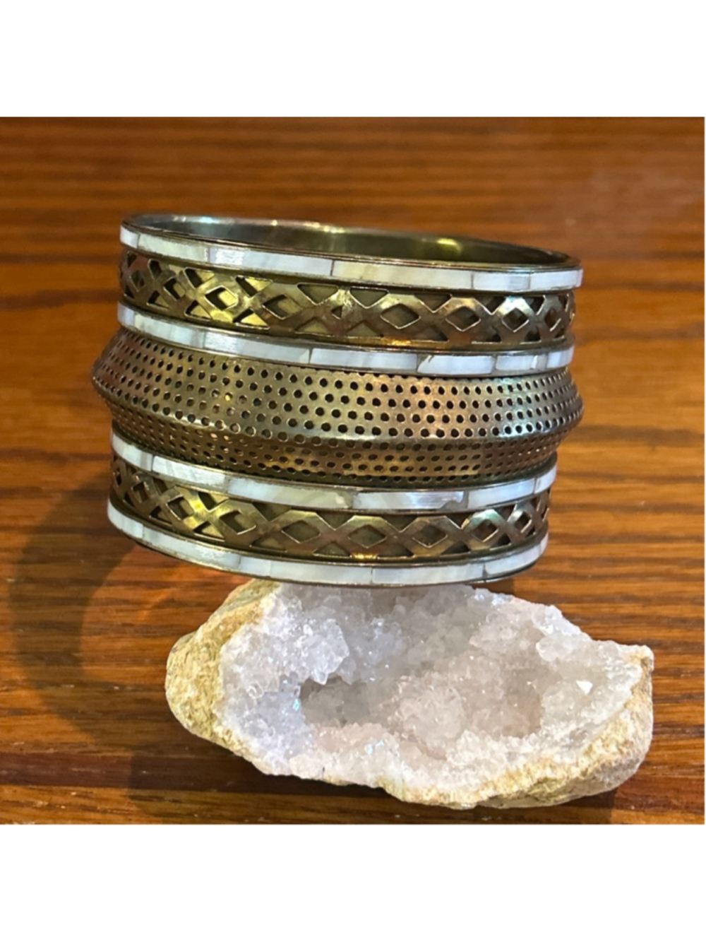 Women’s brass & mother of pearl bangle , One Size